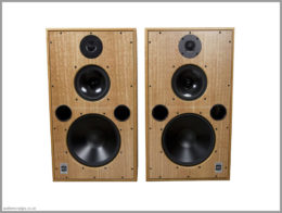 harbeth m40.1 speakers review 01 front