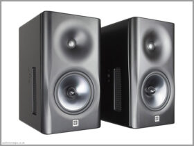 dutch dutch 8c speakers review 01 front