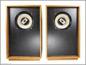 goodmans triaxiom 212c speakers review 02 in enclosures